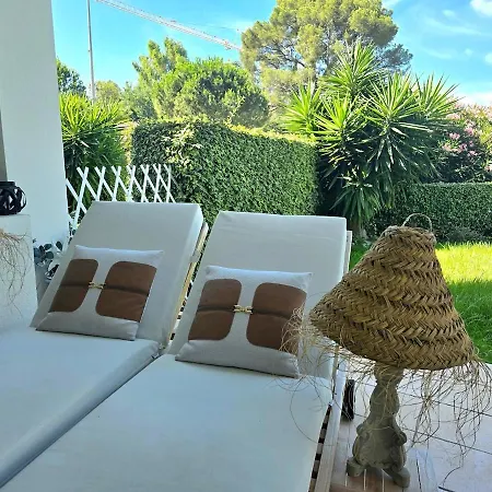 T2 Rdj Raphael Beachfront