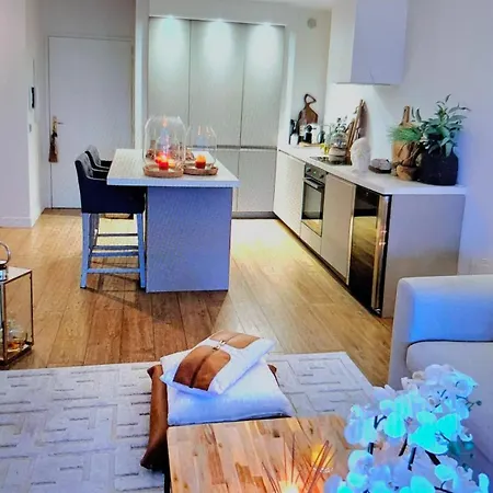 T2 Rdj Raphael Beachfront Apartment Saint-Raphael (Var)